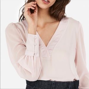 CLOSING CLOSET. Express Blouse